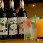 酒が苦手な方でも楽しめるようにとノンアルコールカクテルも用意。イタリアやチリのワイン、梅酒などのアルコールも豊富に取り揃えているので、酒好きの方もきっと満足できるハズです。