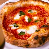 ピザ生地、チーズ、トマトソース…、すべてにこだわりが詰まった、イチオシの『マルゲリータ』
