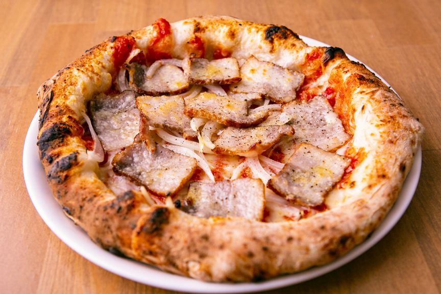 『自家製ベーコンと淡路島ブランド玉ねぎ蜜玉』