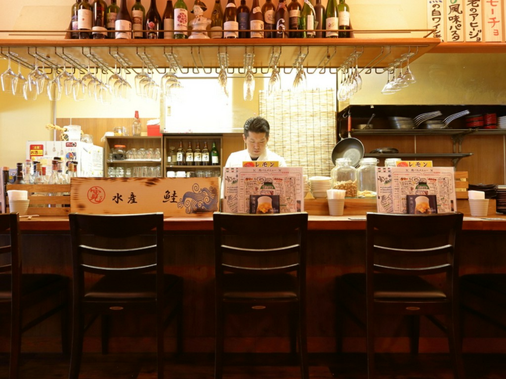 男性も女性も訪れやすい、ほどよいカジュアルさが魅力