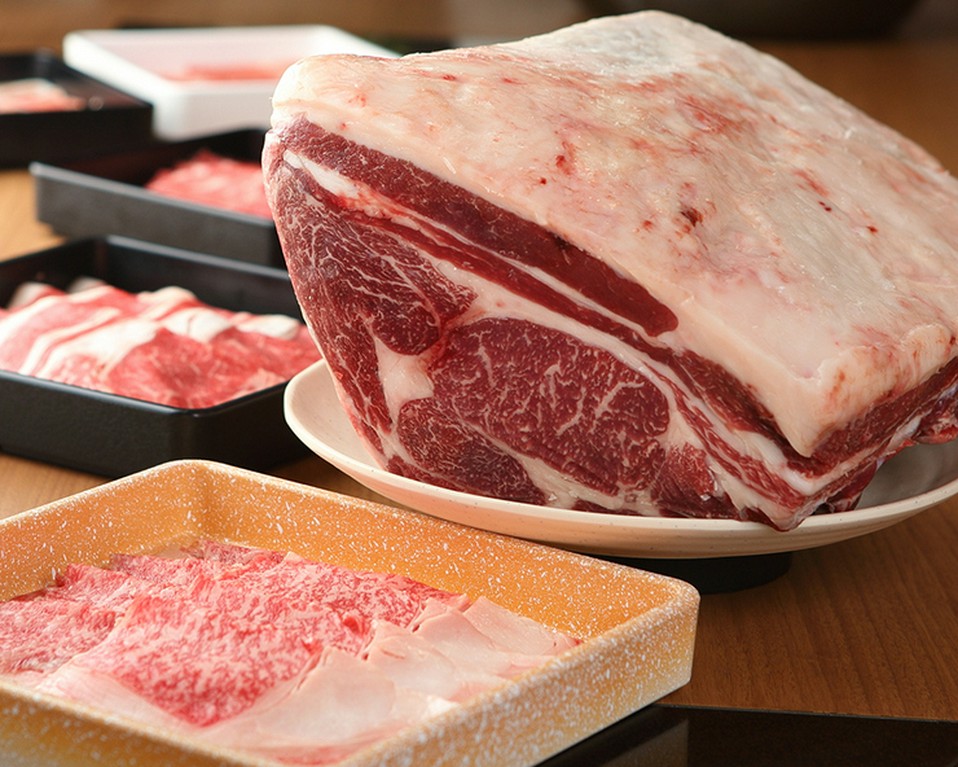 こだわり素材をじっくりと味わう特選会席