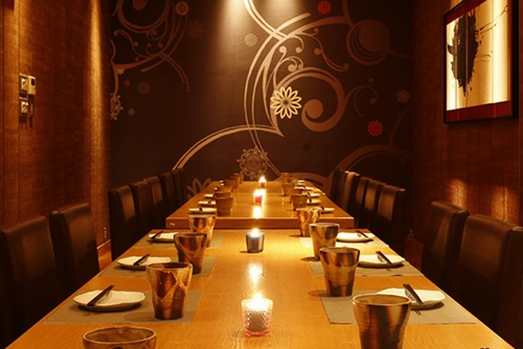 とりとり様 予約・購入王様気鳥 -おうさまきどり- ⁄設置場所| ガチャガチャ