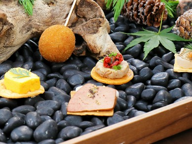 大切なビジネスパートナーを初めて出会う美味と趣向でもてなせる