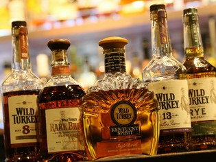 界隈では類を見ない程の豊富な品揃え「バーボンウイスキー」