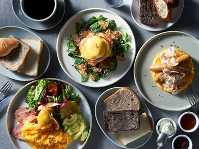 食パンブッフェ+メインディッシュ