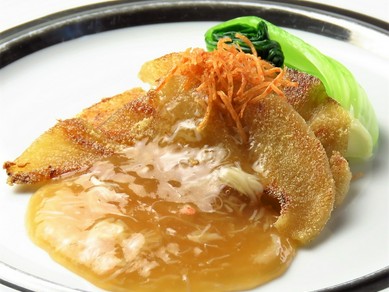 気仙沼産の新鮮フカヒレを鉄板で。必ず味わいたい逸品『フカヒレの鉄板焼き』