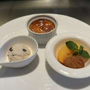 3点盛のデザート盛り合わせになります。