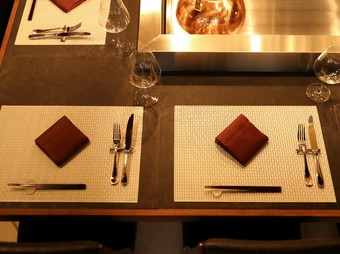 料理人を独り占めする感覚。ライブで調理された料理を堪能できる