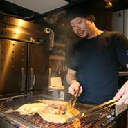 ゲストが思わず「おいしい」と唸るような料理を提供したいという櫻田氏。素材を見極め、それぞれに適した火入れを施し、素材本来の味わいを最大限に引き出した逸品を楽しませてくれます。