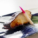 生うにと生湯葉のやさしい口当たりが自慢の一品です。