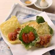 ３種の素材とうにのそれぞれ異なる風味をご堪能ください。