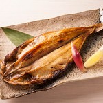 北海道を代表する魚。ホッケ本来のジュージーな脂と旨味が美味。