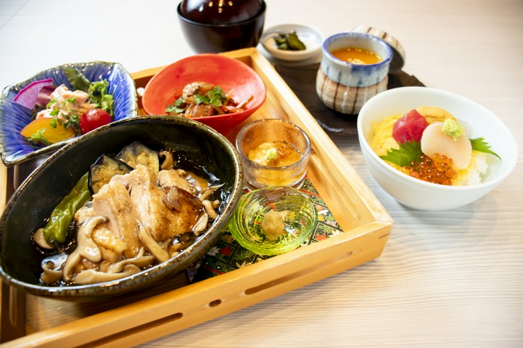 うに むらかみ 函館駅前店 函館/和食 | ヒトサラ