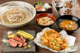 自然が運ぶ食材の宝庫。九州産の素材を多く取り揃える