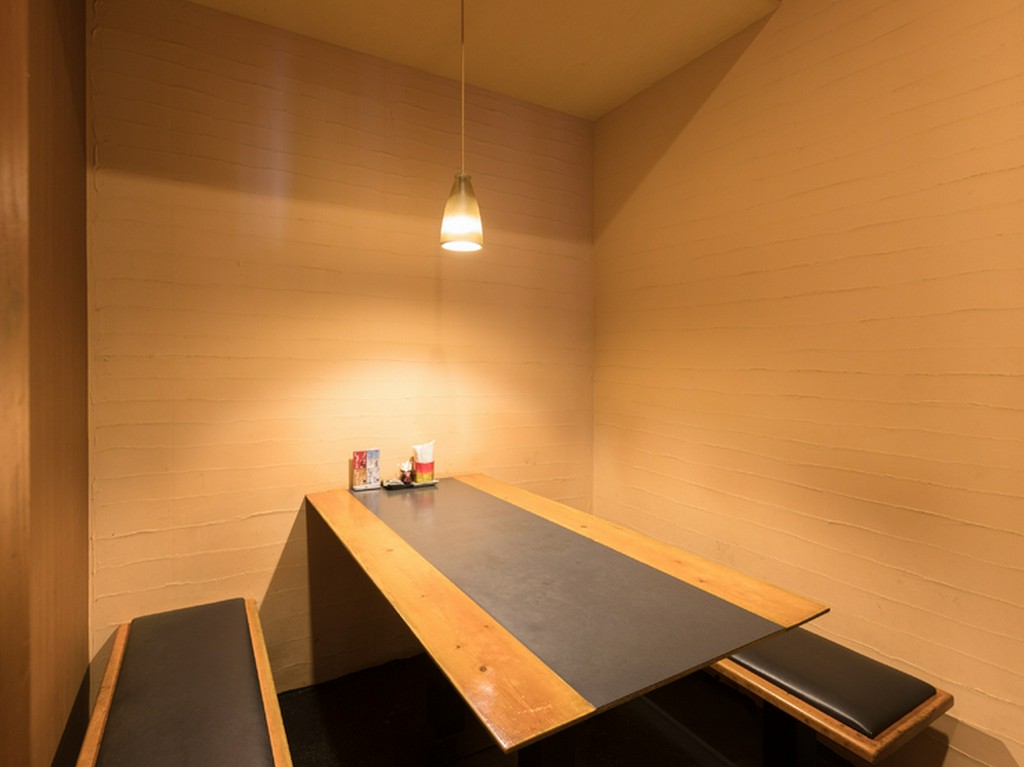 豊富なメニューに半個室完備。家族連れに嬉しいお店