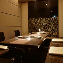 掘りごたつタイプの完全個室で、日常を離れた特別なひととき