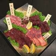 京都では取り扱いの殆ど無い鯨肉を特別ルートにて仕入まして、御提供致します。