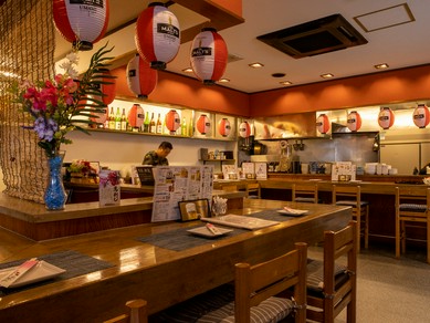 沼津 御殿場 三島の落ち着いた雰囲気の居心地のいいお店 ヒトサラ 沼津 御殿場 三島の落ち着いた雰囲気の居心地のいいお店 ヒトサラ