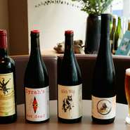 ビオワインが充実しているという点も【近江牛焼肉　彩苑】の特色。焼肉とビオワインとのペアリングも楽しめます。また、本日オススメのクラフトビールもあり。好みの一杯を相棒に迎えてみませんか。