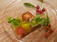 糖度の高いフルーツトマト全面に出したトマト好きの為の一皿