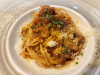 お子様が食べやすいようにトマトベースで少し甘口に仕上げてあります。