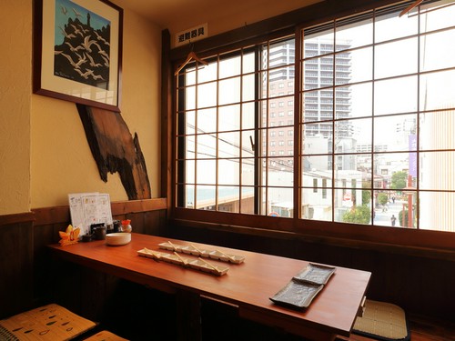 宴会、忘新年会、各種宴会向け飲み放題付きコースあり