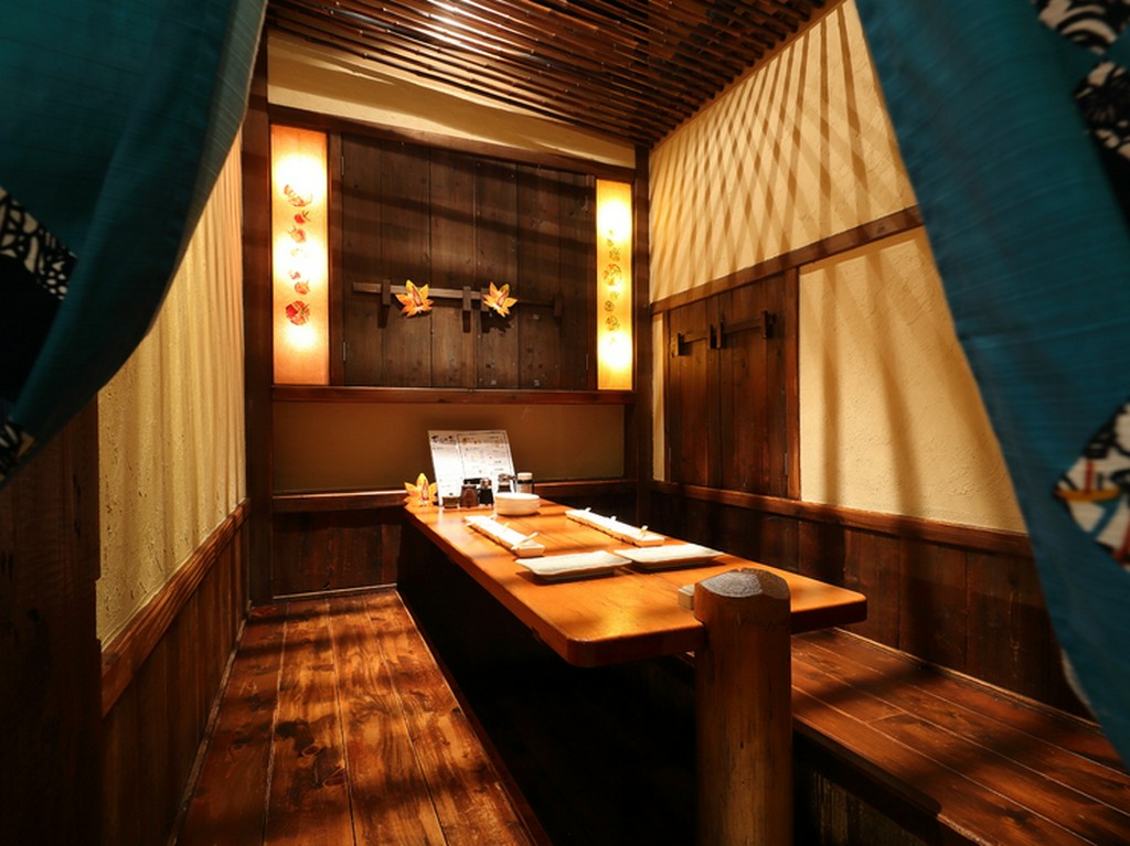 各種宴会に使える店。人数、予定が決まったら早めに予約を