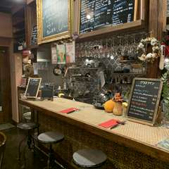 お一人様でもカウンターでゆっくりと