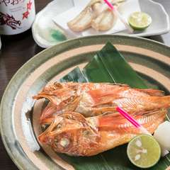 旬魚の美味を丸ごと味わえる、自家製の一夜干し各種