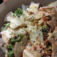 葉取らずリンゴのサラダ