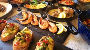 n.8 섬의 쿠와치치 키친