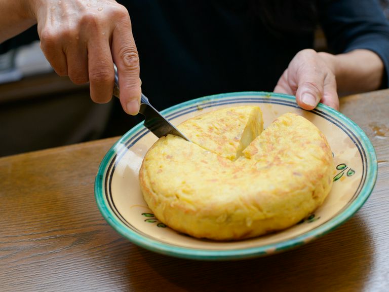 限りなくシンプルなのに、スペインを感じる『トルティージャ』