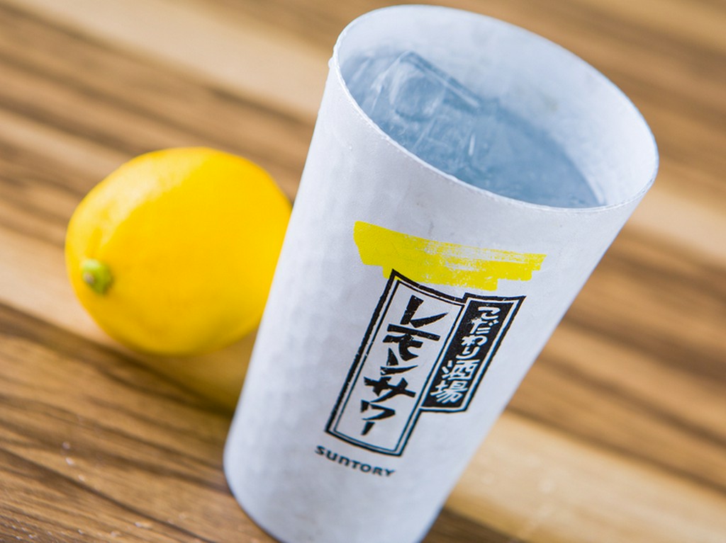 こだわり酒場のレモンサワー