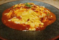 フワッとした卵でとじたオムライスに濃厚なデミグラスをおかけしたシェフ自慢の一品です！