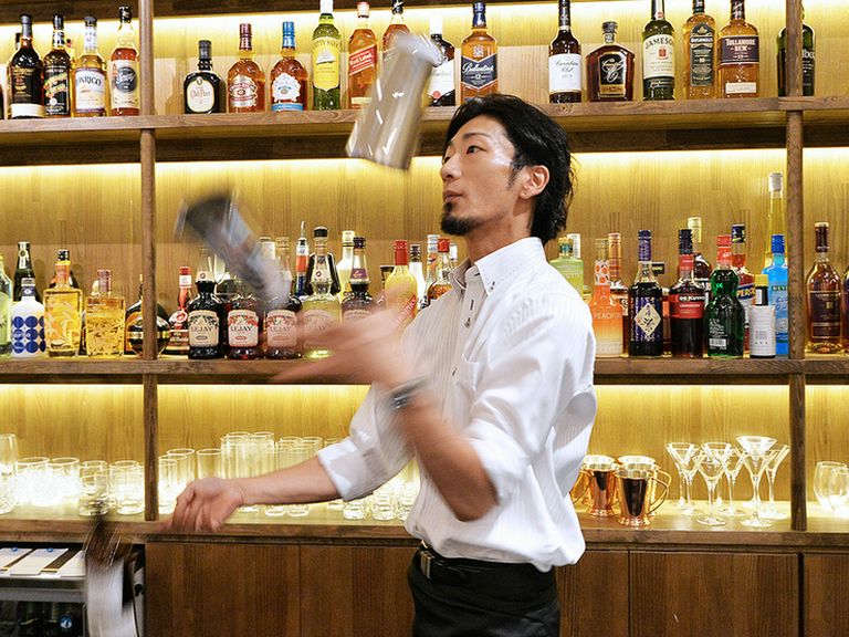 郡山で唯一!華麗なフレアバーテンディングを楽しめるバー