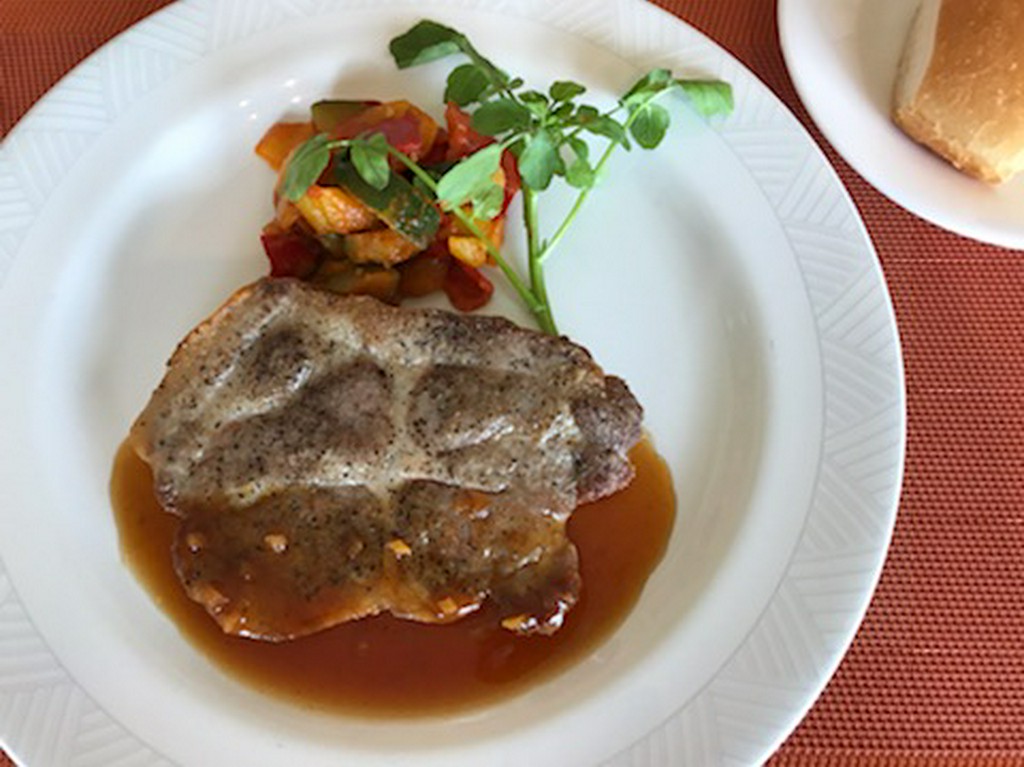 八幡平市のおいしさを凝縮させた『杜仲茶ポーク』