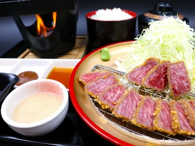 最高ランク黒毛和牛イチボ使用　プレミアム牛かつ膳