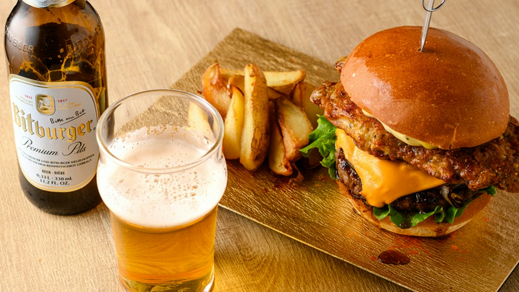 ハンバーガーと楽しみたい、クラフトビールを各種取り揃えています