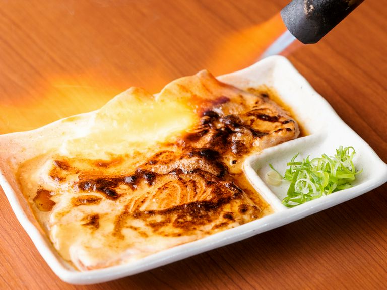 新湊から直送のサーモンを味わえる『サーモンマヨ』