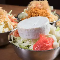 さまざまな味わいを楽しめる。大満足の『もんじゃ焼き』