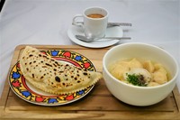 Russian dumplings with red fish "Pelmeni"
& cheese "kutab" (Russian・Uzbek)
コーヒーor紅茶orオレンジジュース