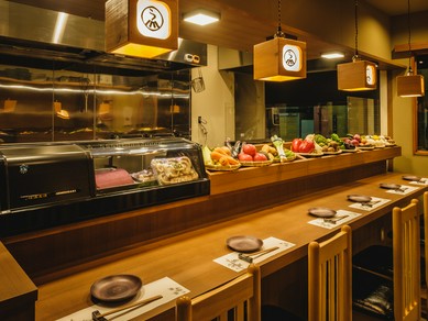 九州地酒が豊富！みやざき地頭鶏と好相性の日本酒で乾杯