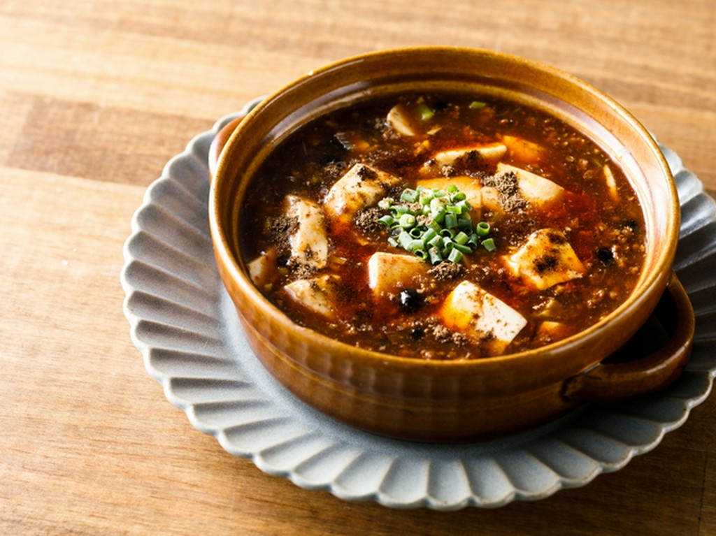 奥行きのある味わいを堪能できる『本格　広東風麻婆豆腐』