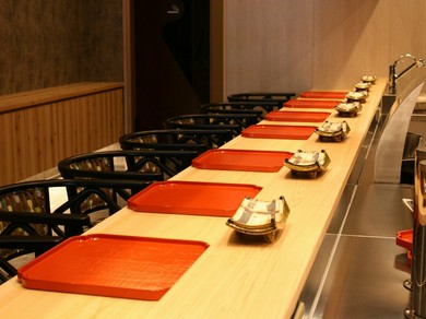 木を基調としたオシャレな空間