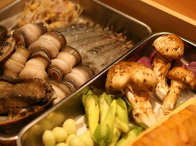 旬の山海の幸を堪能『四季折々の厳選食材を使用した上質な天ぷらを堪能できるコース』