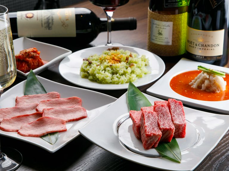 一品ものからスイーツまで、多種多様な手づくり料理が自慢