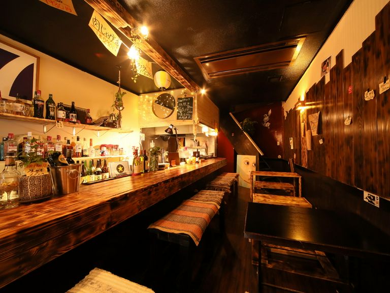 落ち着いた雰囲気の中で気の合う仲間とアットホーム宴会