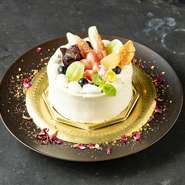 ・9cm（2名様用）：3190円
・12cm（3～4名様用）：3850円
・15cm（5～6名様用）：4730円
・18cm（7～8名様用）：6050円
