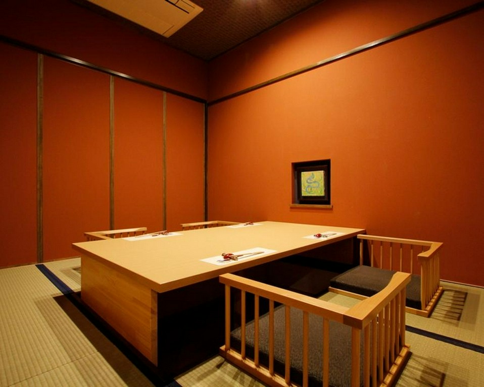 落ち着いた空間の中で、“上級者のもてなし”が叶う日本料理店