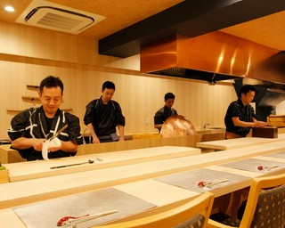料理長お任せ会席コース 9品